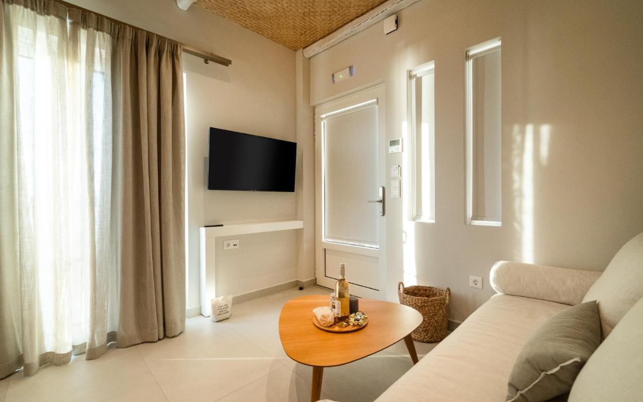 Tis Yayas Apartments Πύλος Εξωτερικό φωτογραφία